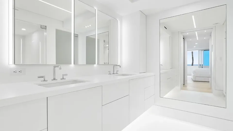 100 Sunrise Ave – Unit 201