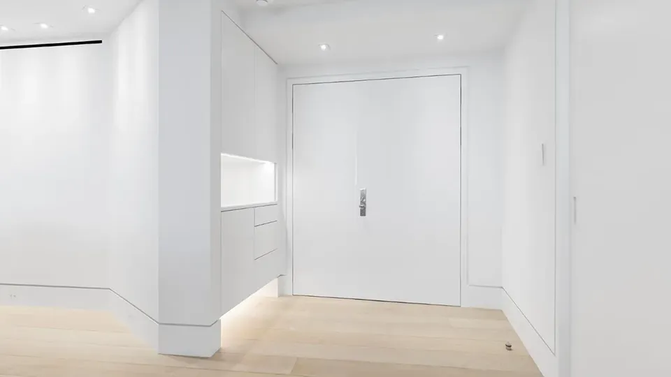 100 Sunrise Ave – Unit 201