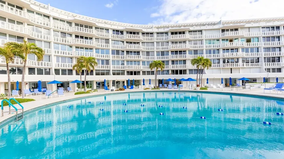 100 Sunrise Ave – Unit 201