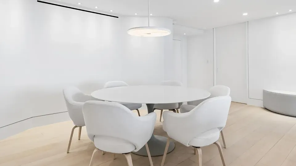 100 Sunrise Ave – Unit 201