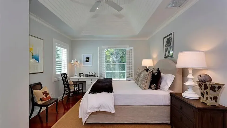 327 Arabian Rd
