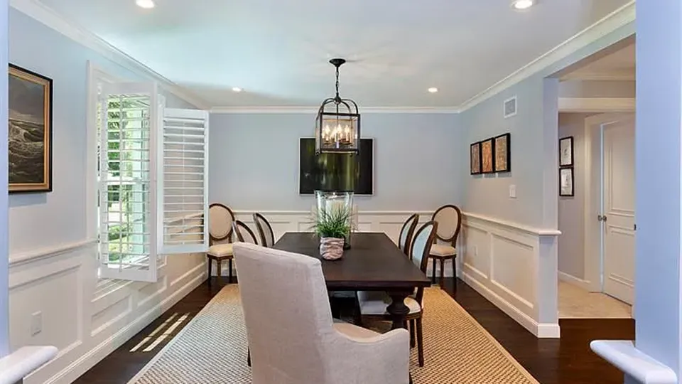 327 Arabian Rd