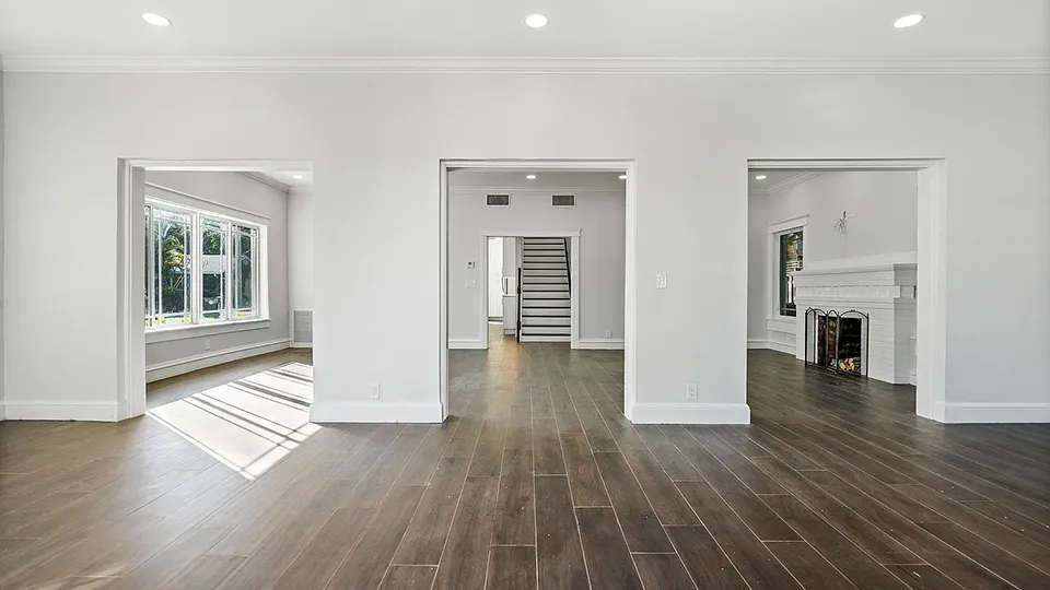 401 N Lakeside Dr