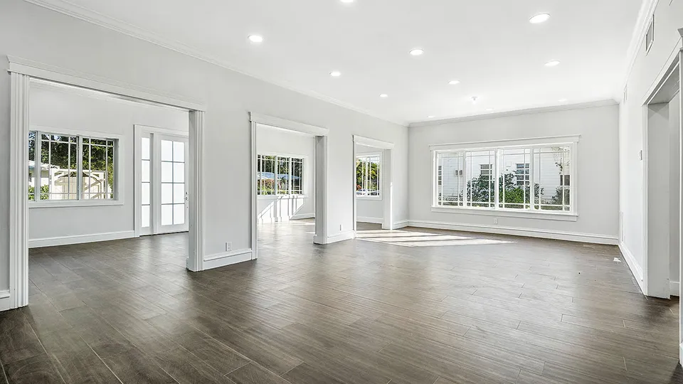 401 N Lakeside Dr