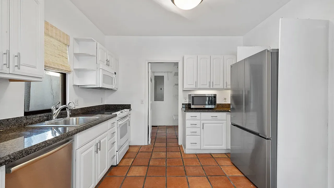 269 Park Ave