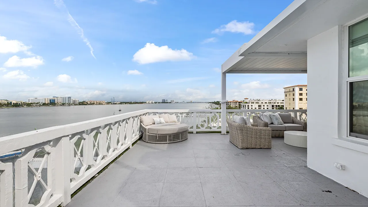 333 Sunset Ave #701