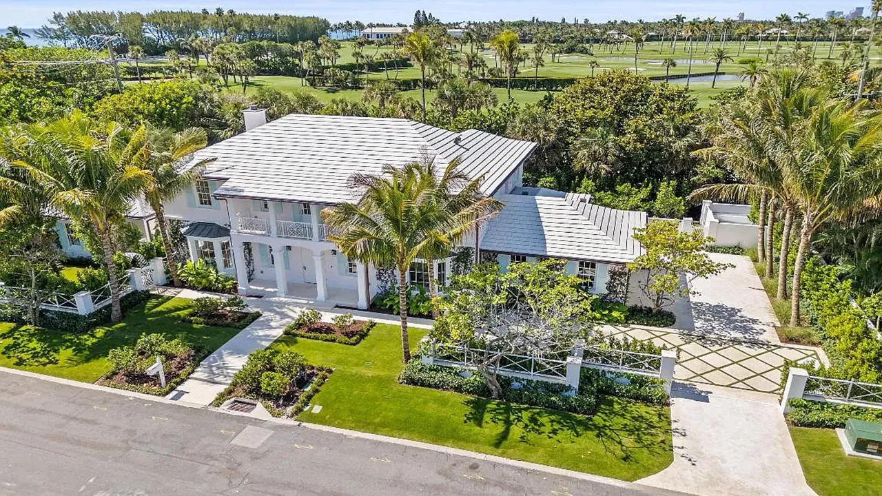 200 Bahama Lane
