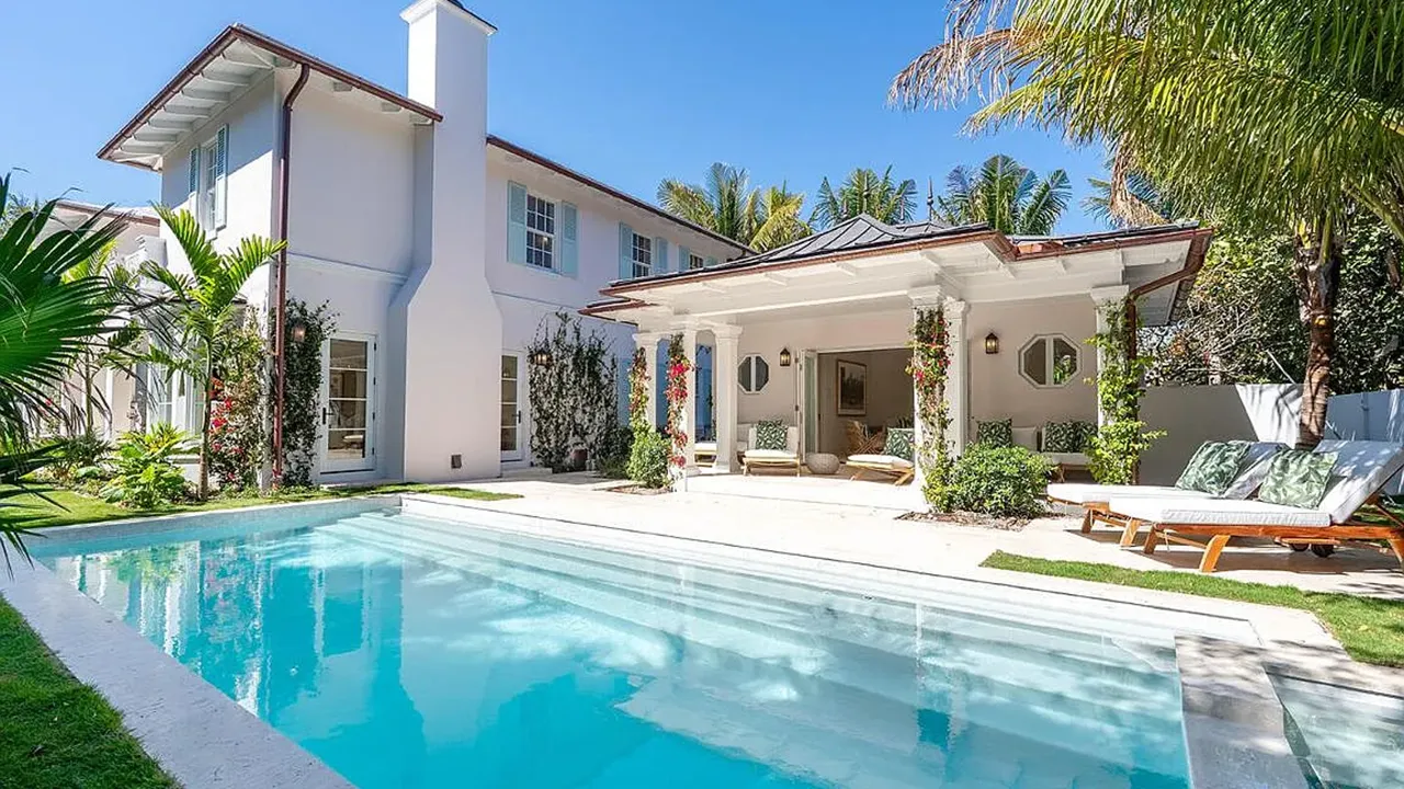 200 Bahama Lane