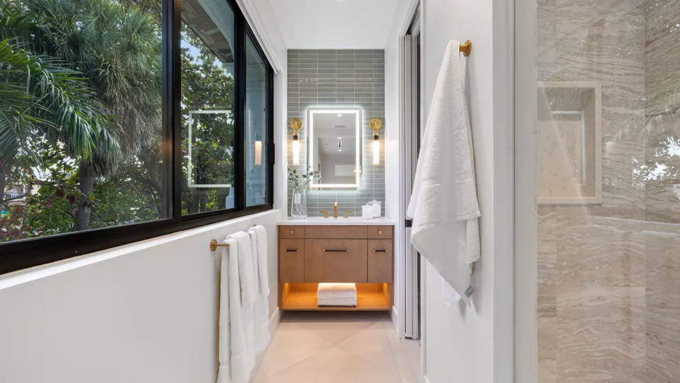 223 Sunset Ave Unit #201