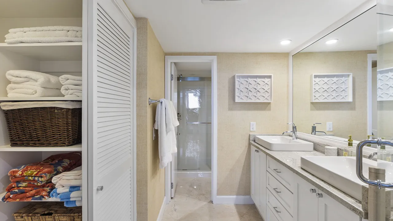 100 Sunrise Ave Unit 225