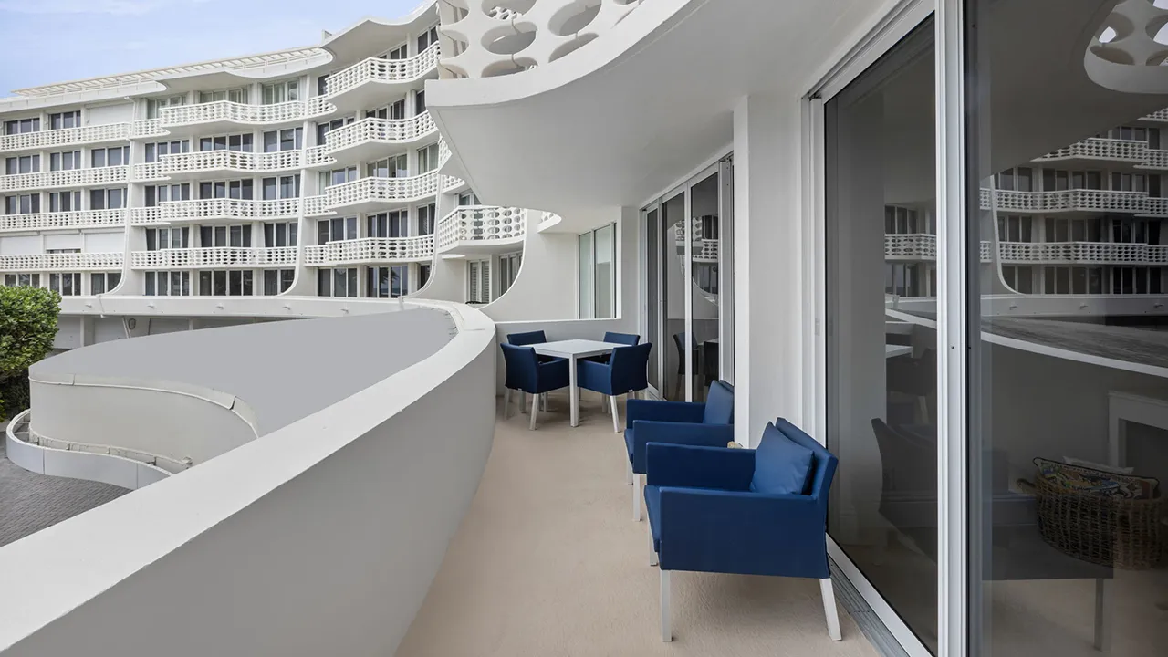 100 Sunrise Ave Unit 225