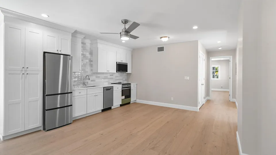 212 Oleander Ave