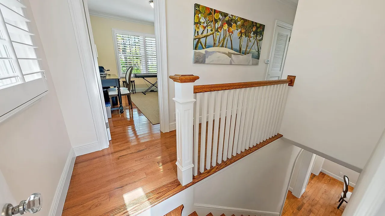 240 Seabreeze Avenue