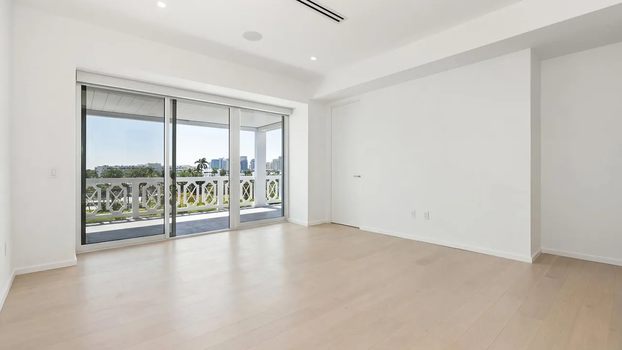 333 Sunset Unit 704