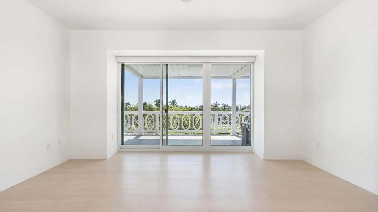 333 Sunset Unit 704