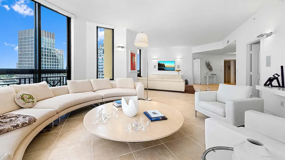 701 S Olive Ave - Apt 1419