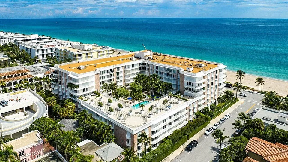 100 Worth Ave - Unit 220