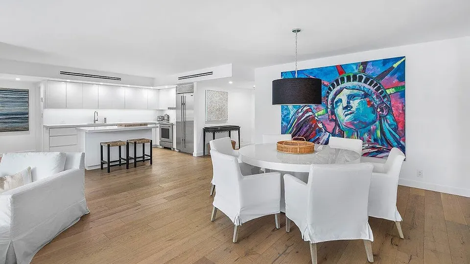 100 Worth Ave - Unit 220