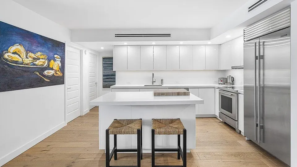 100 Worth Ave - Unit 220