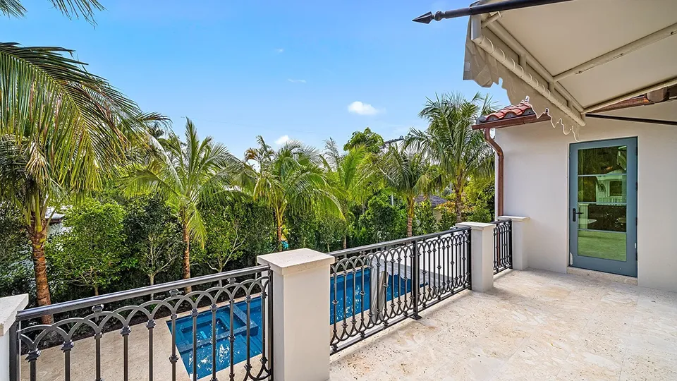 350 Seabreeze