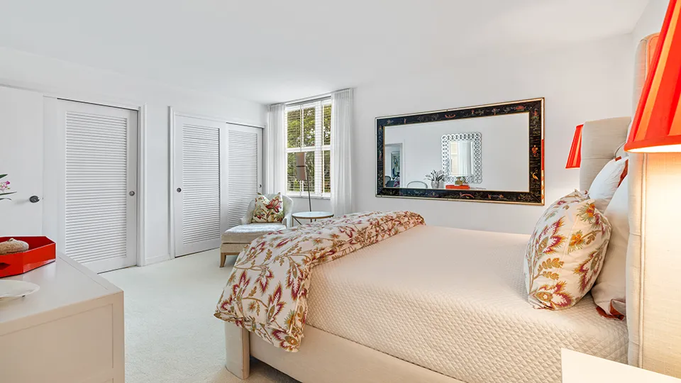 354 Chilean Ave. Apt 3A