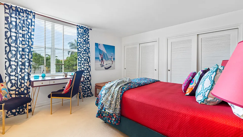 354 Chilean Ave. Apt 3A